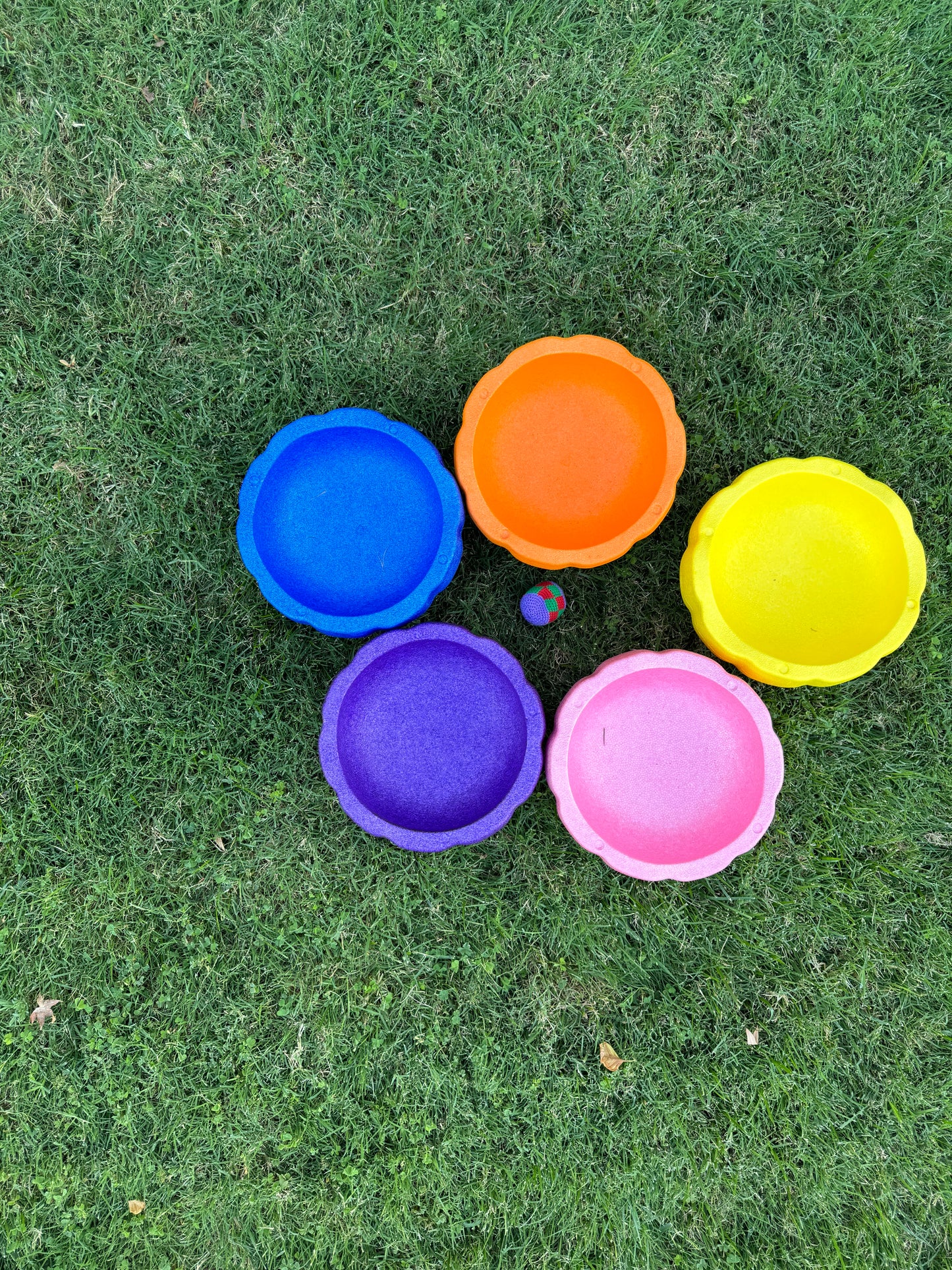 Colorful fun versatile stacking stones, stepping stones made out of lightweight Expended Polypropylene foam for kids for movement, open ended play, active learning, creativity, exercise, social development, motor development, cognitive development. can be combined with the balance board