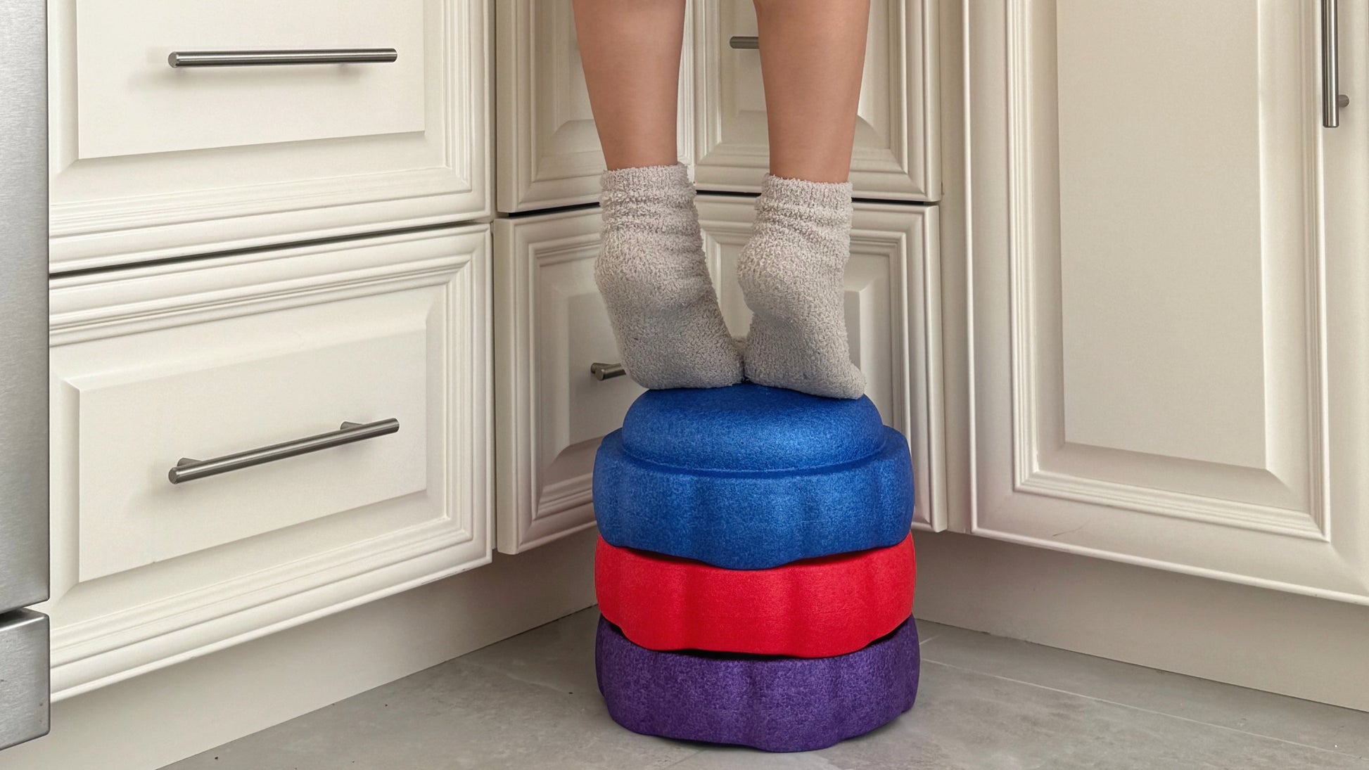 Colorful fun versatile stacking stones, stepping stones made out of lightweight Expended Polypropylene foam for kids for movement, open ended play, active learning, creativity, exercise, social development, motor development, cognitive development. can be combined with the balance board