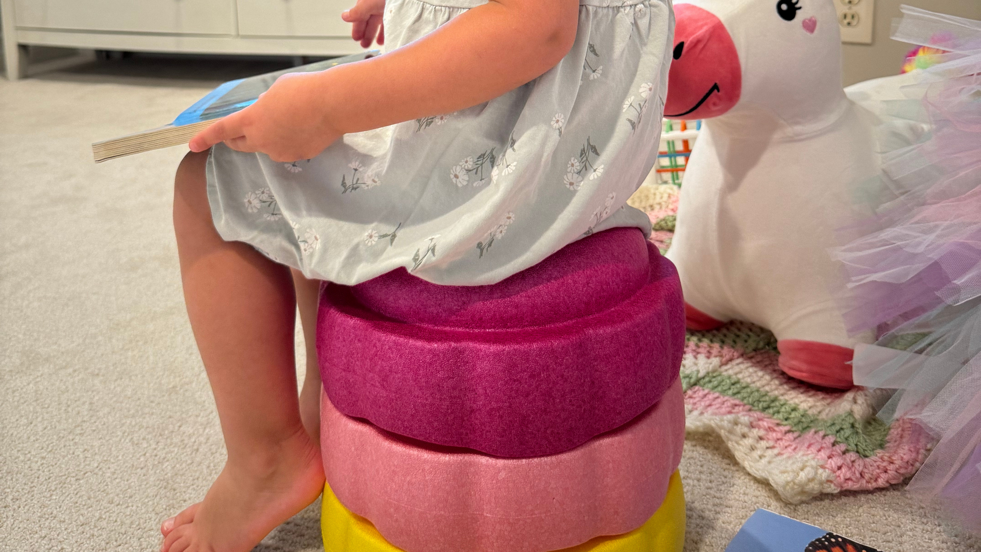 Colorful fun versatile stacking stones, stepping stones made out of lightweight Expended Polypropylene foam for kids for movement, open ended play, active learning, creativity, exercise, social development, motor development, cognitive development. can be combined with the balance board